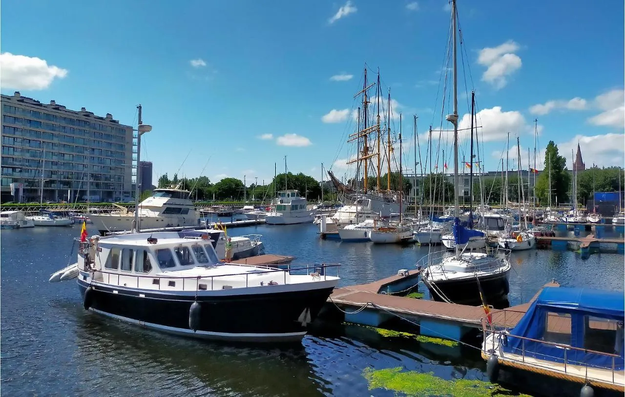 Awesome Apartment In Oostende With Wifi 0*, Ostend